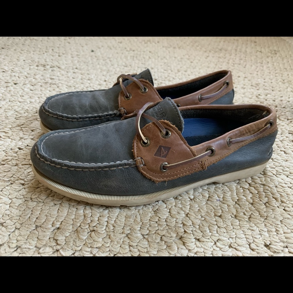 sperry boat shoes